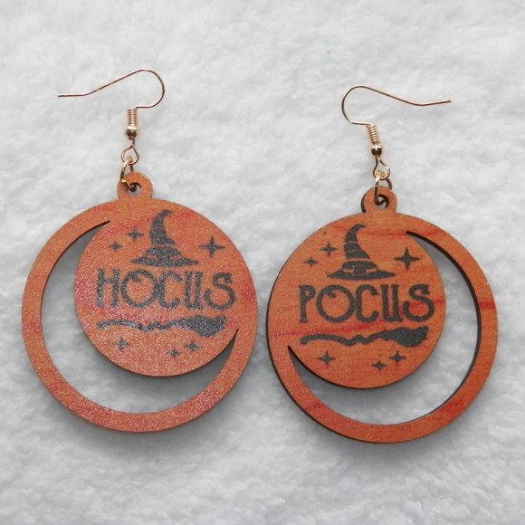 unbranded Jewelry - Halloween Witch Orange Wood Earrings 3 1/4"